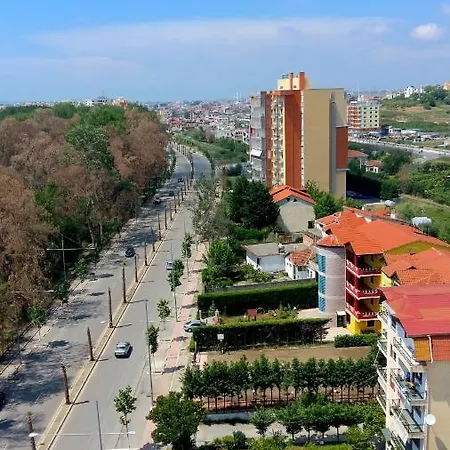 Apartmán Yellow Building